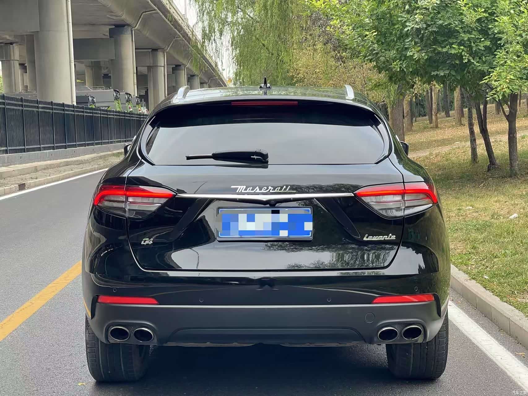 Maserati Levante, 2018 все фото
