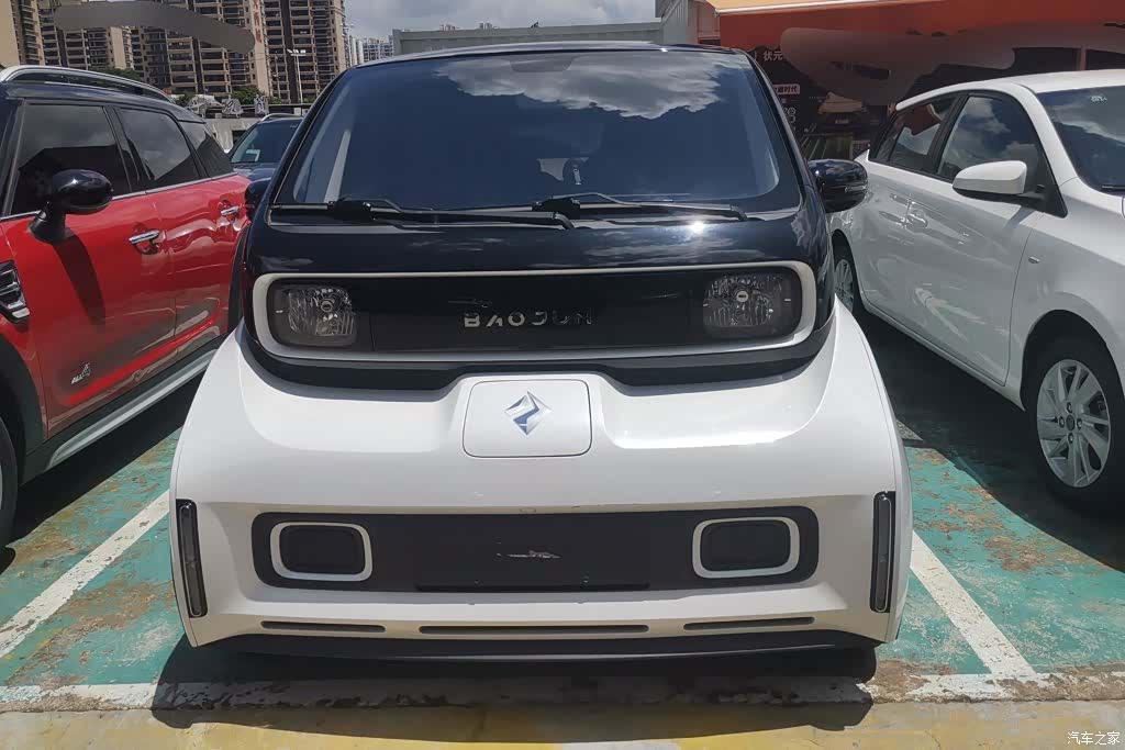 Wuling E300, 2020 2