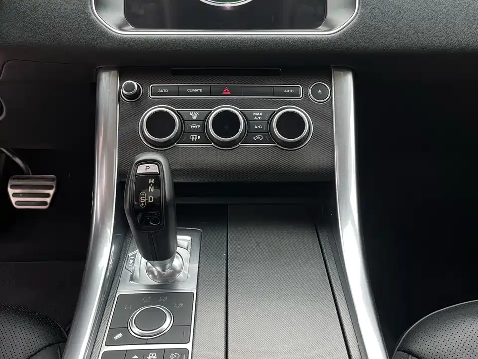 Land Rover Range Rover Sport Land Rover Range Rover Sport