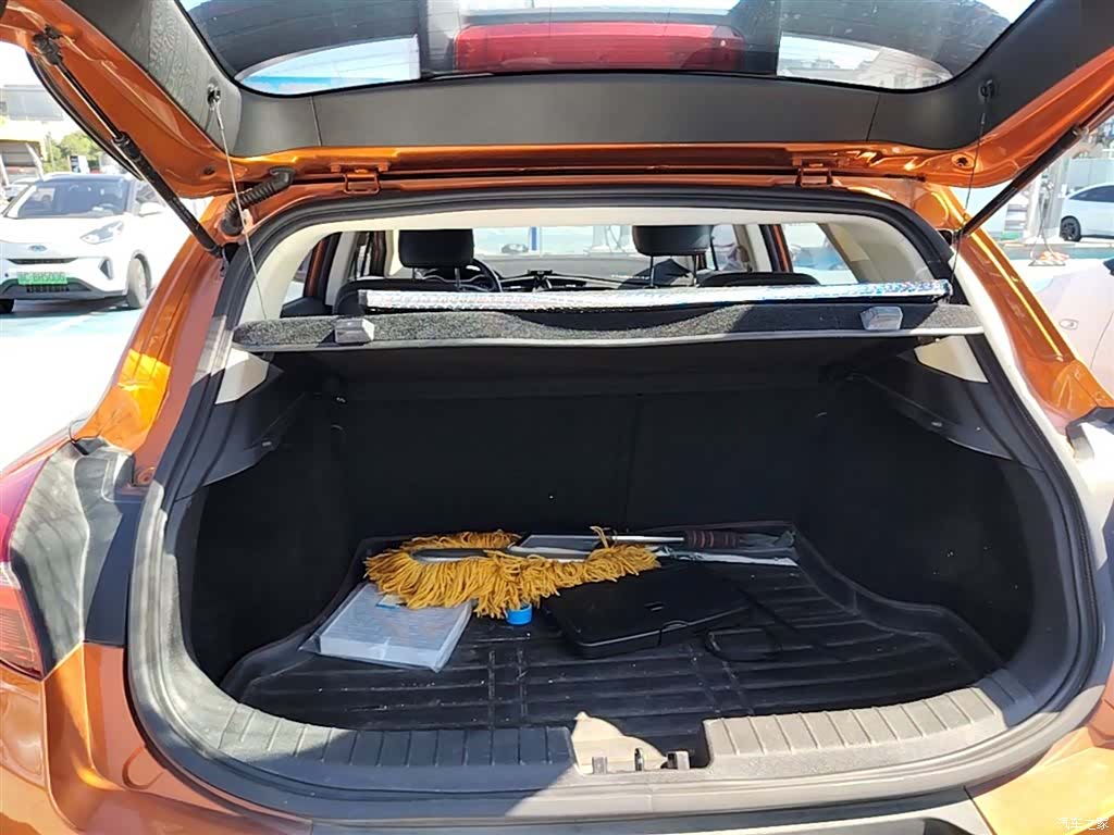 Geely Emgrand, 2017 19