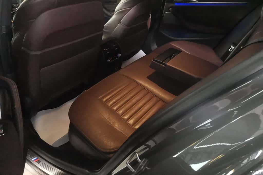 BMW 5 Series, 2021 11
