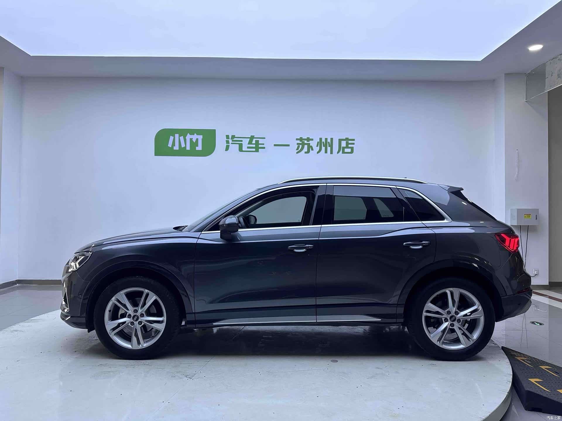 Audi Q3, 2022 8