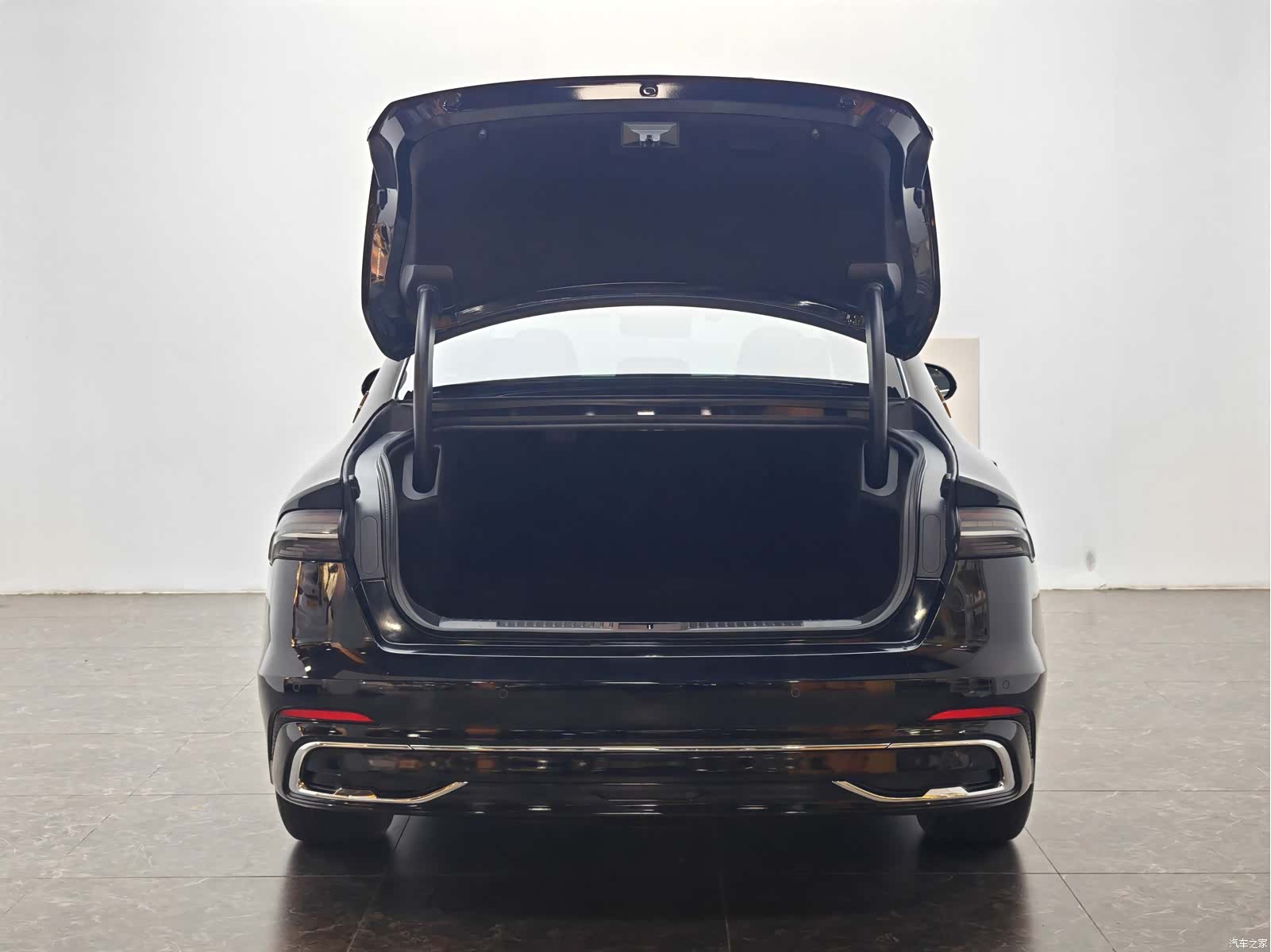 Lincoln Z, 2022 12