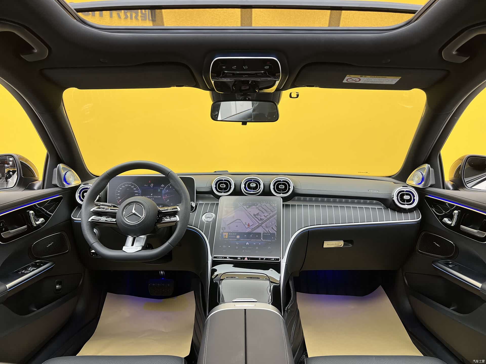 Mercedes-Benz C-Class, 2025 15