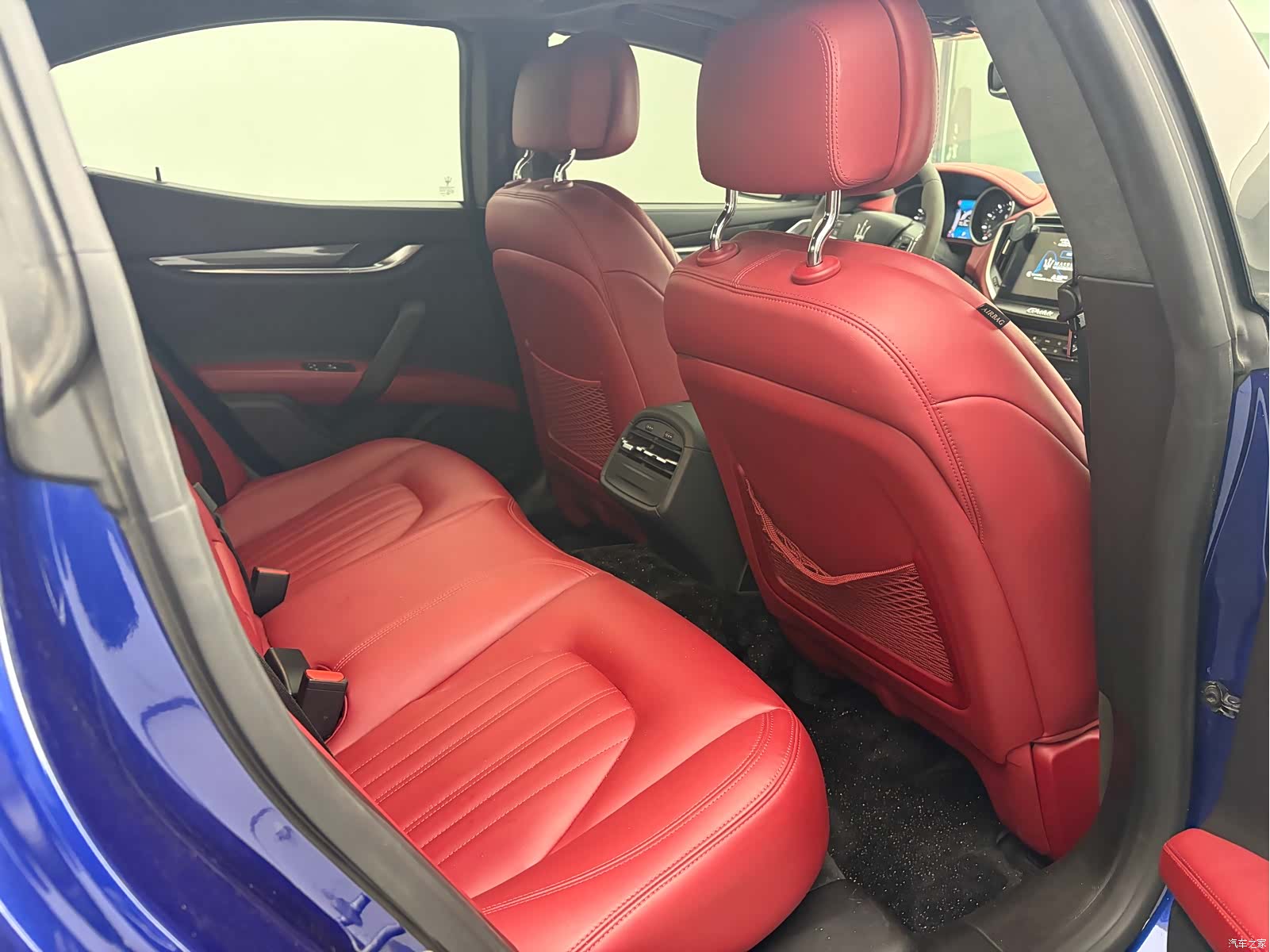 Maserati Ghibli, 2017 9