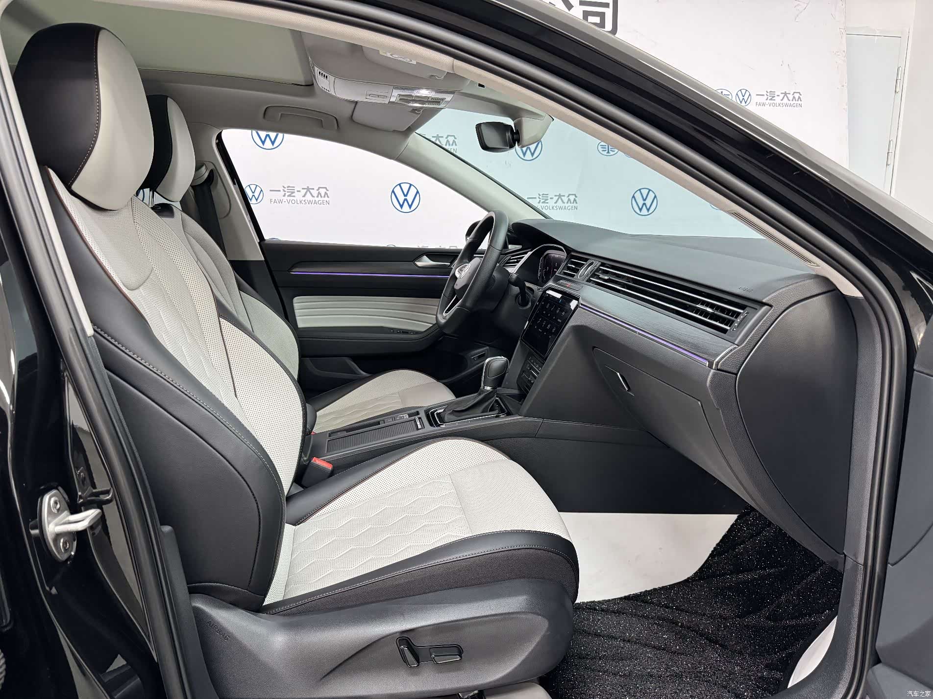 Volkswagen Magotan, 2026 15
