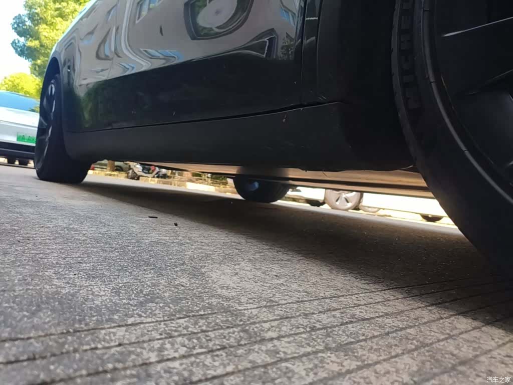Tesla Model Y, 2024 21