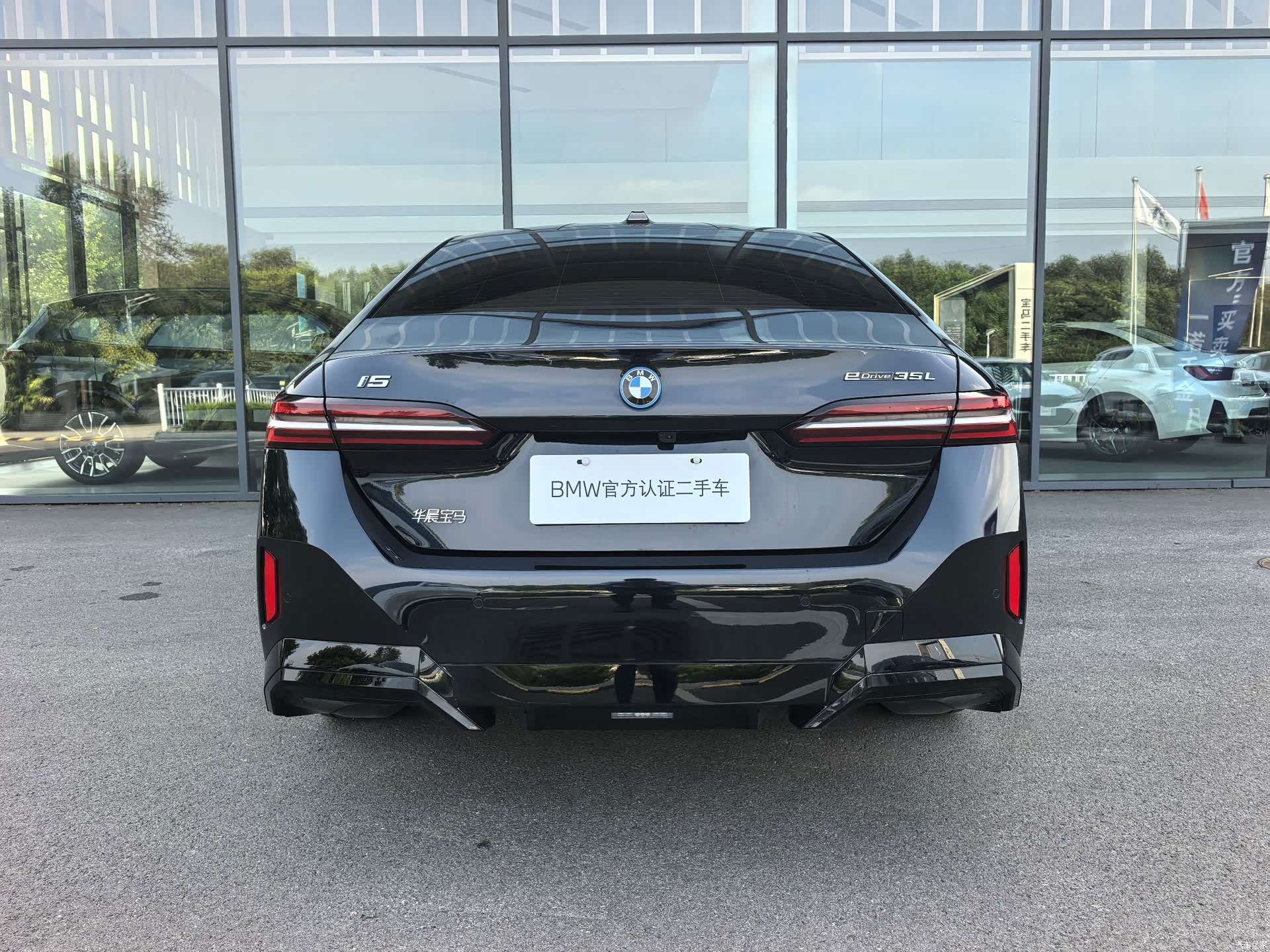 BMW i5, 2025 4