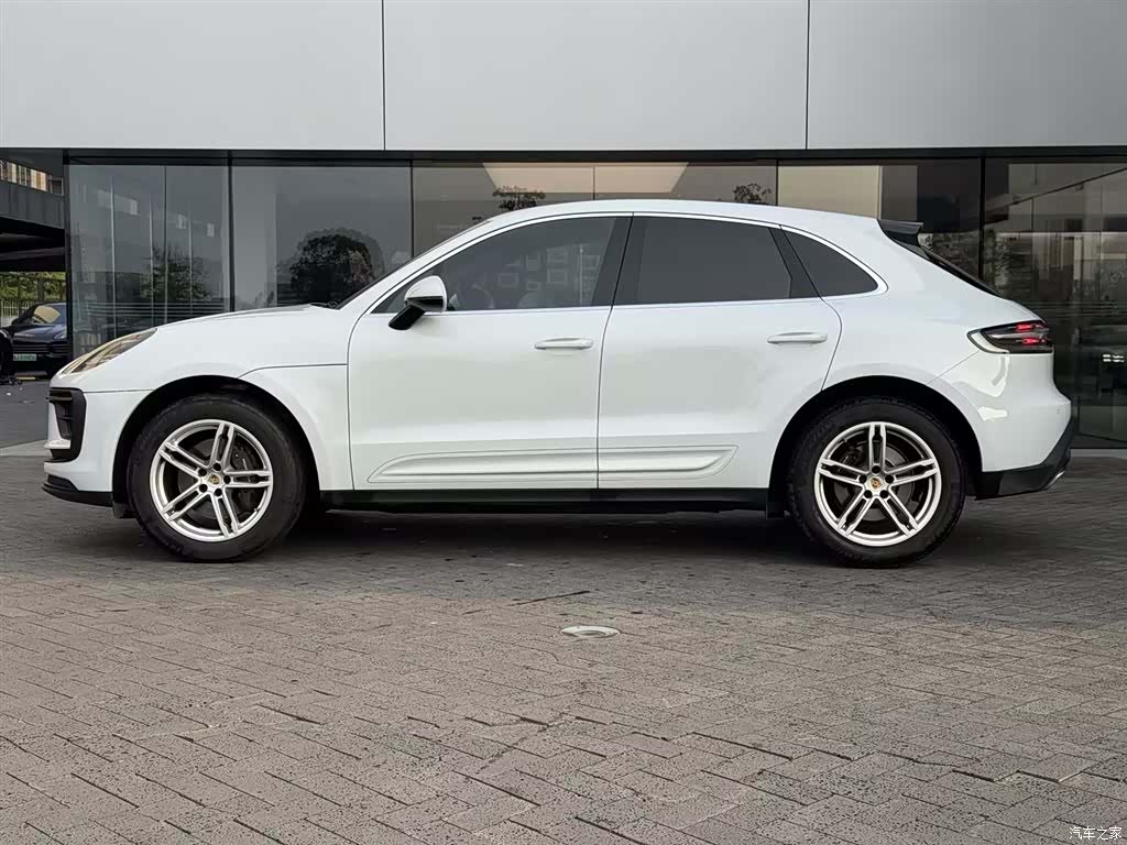 Porsche Macan, 2024 2
