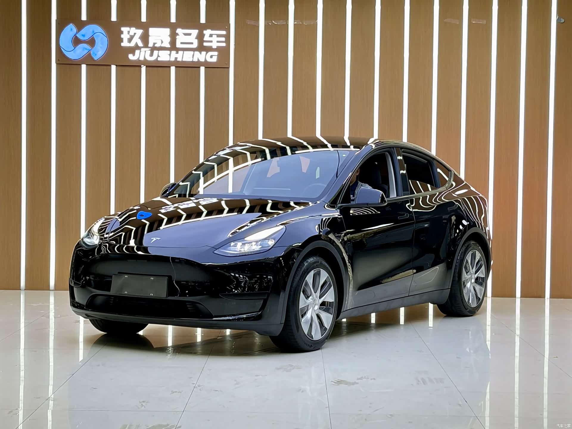 Tesla Model Y, 2022 1