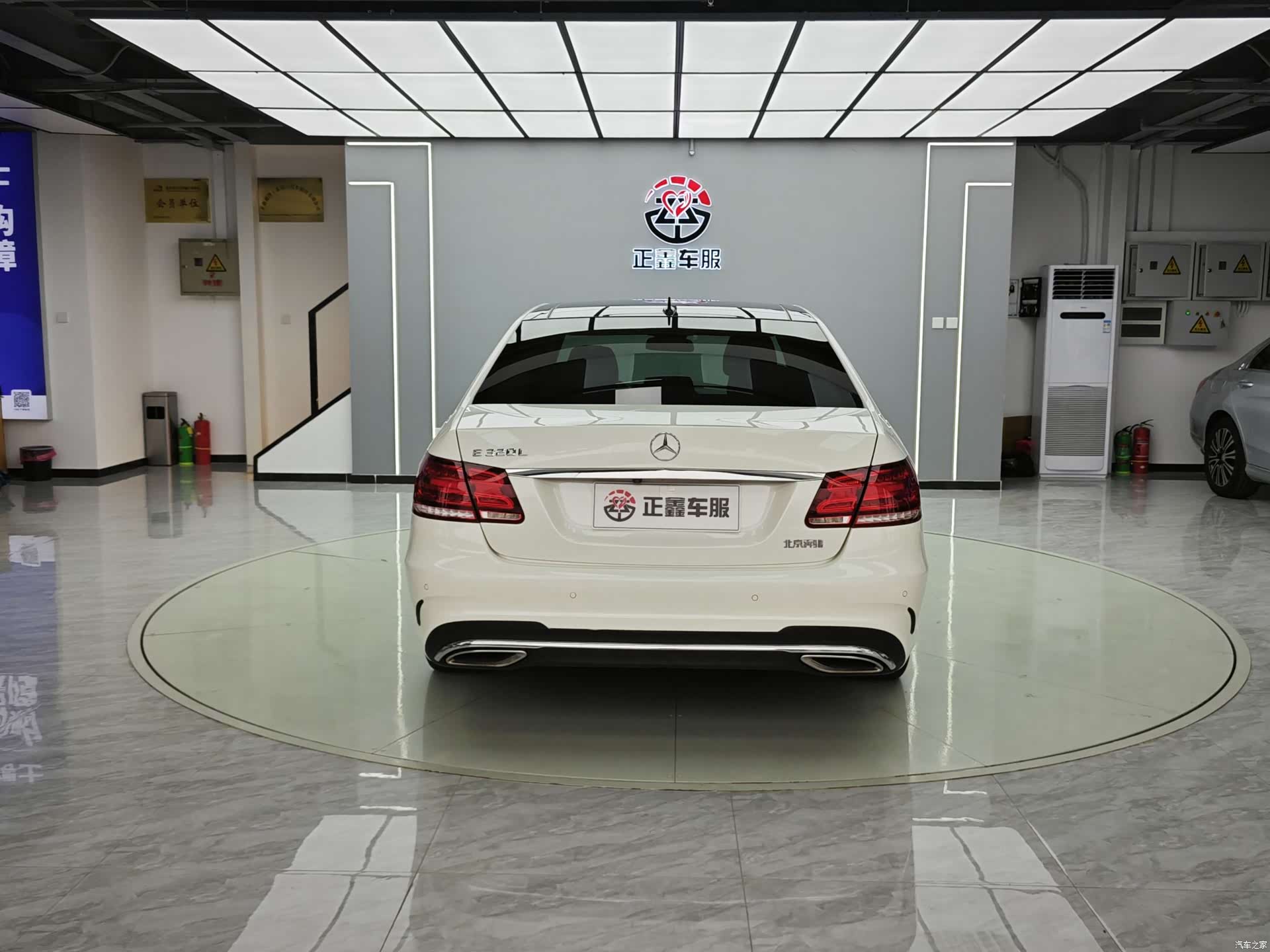 Mercedes-Benz E-Class, 2014 16