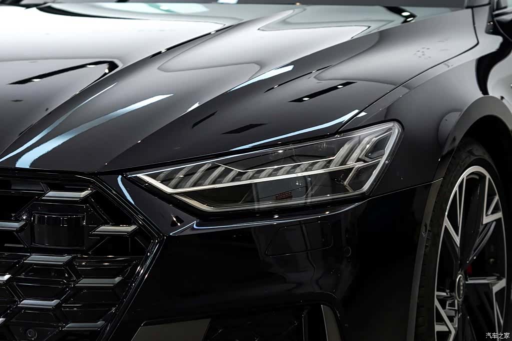 Audi A7L, 2024 10