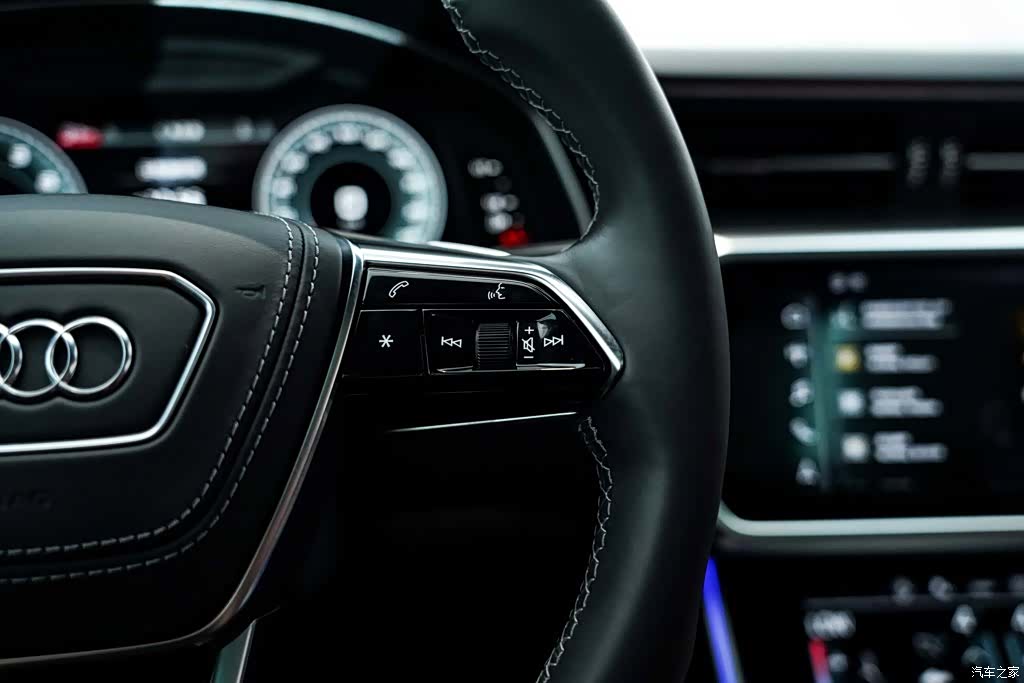 Audi A7L, 2024 29