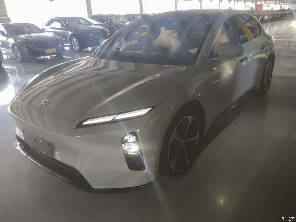 NIO ET5, 2025 1