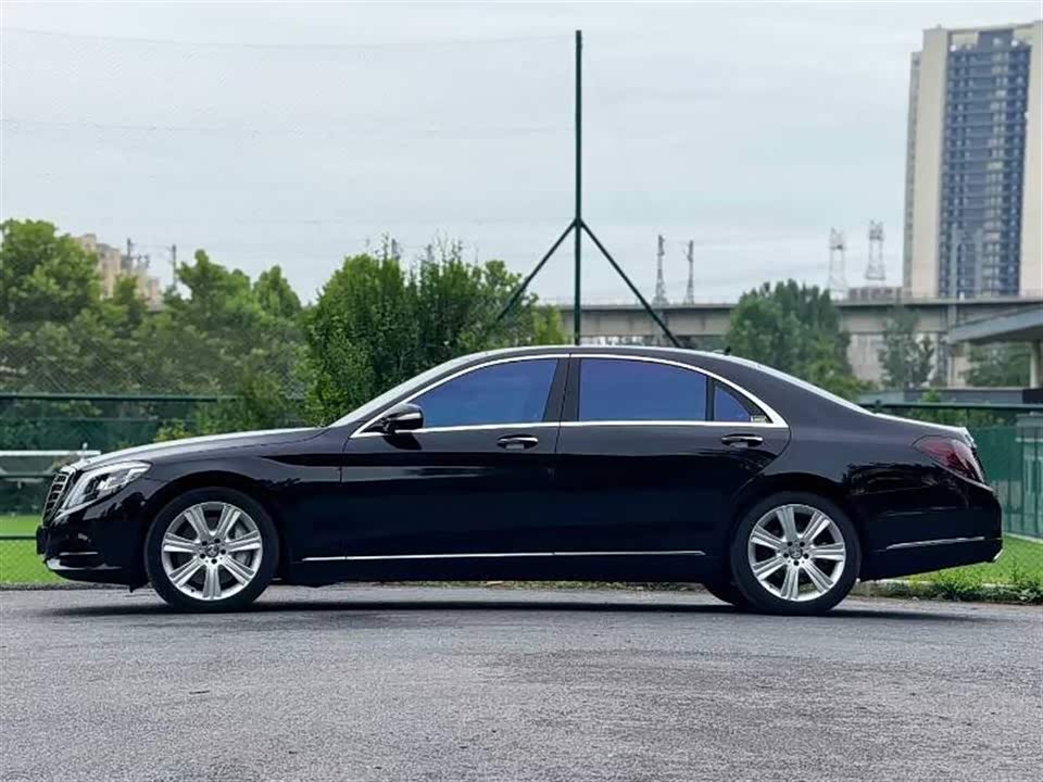 Mercedes-Benz S-class Mercedes-Benz S-class