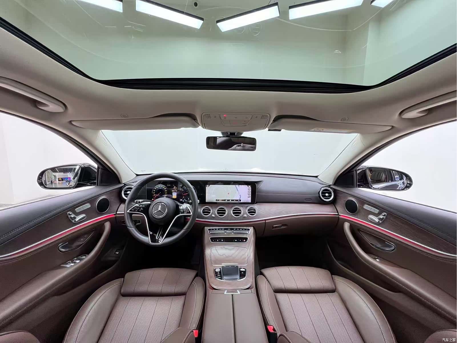 Mercedes-Benz E-Class, 2022 22
