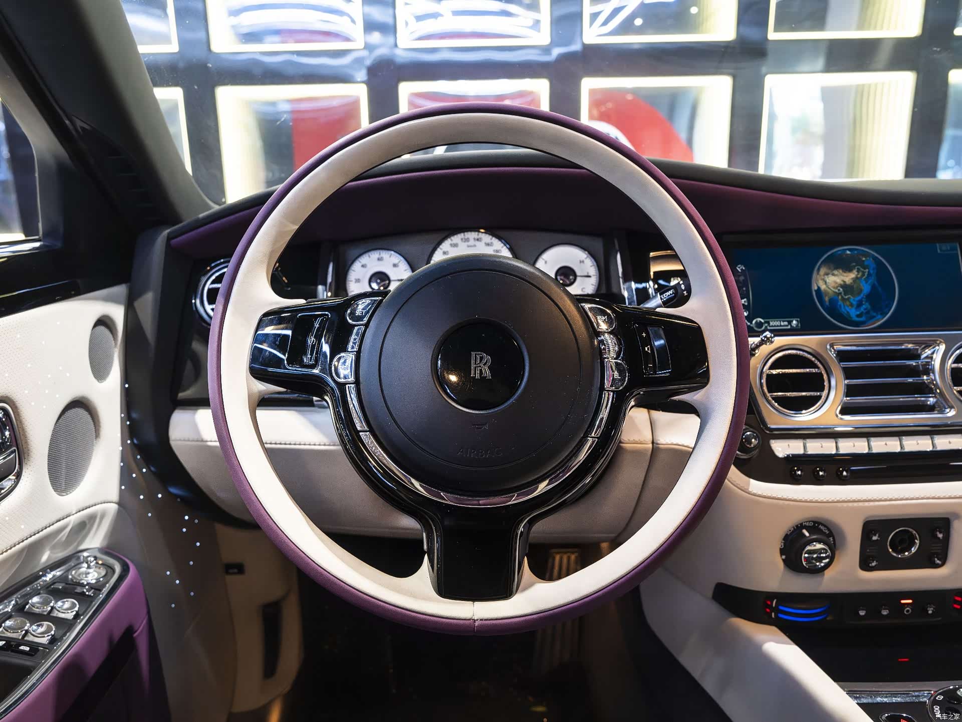 Rolls-Royce Ghost, 2013 16