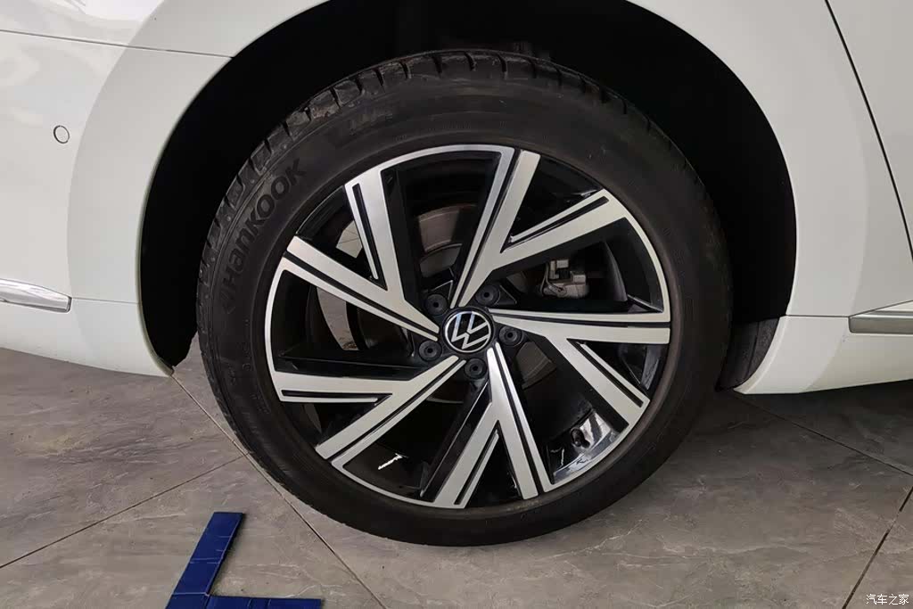 Volkswagen CC, 2021 6
