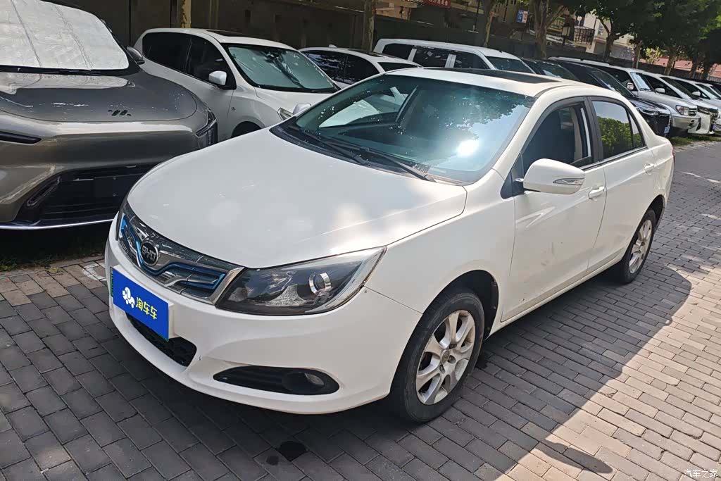BYD E5, 2016 1