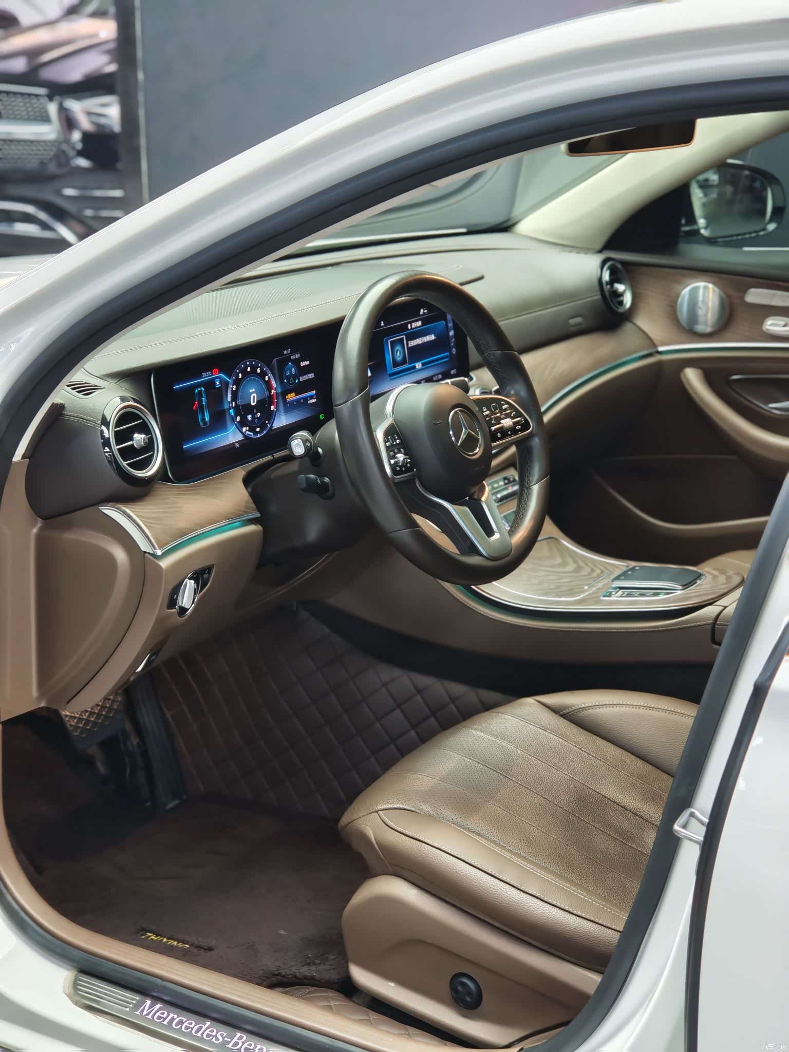 Mercedes-Benz E-Class, 2019 7