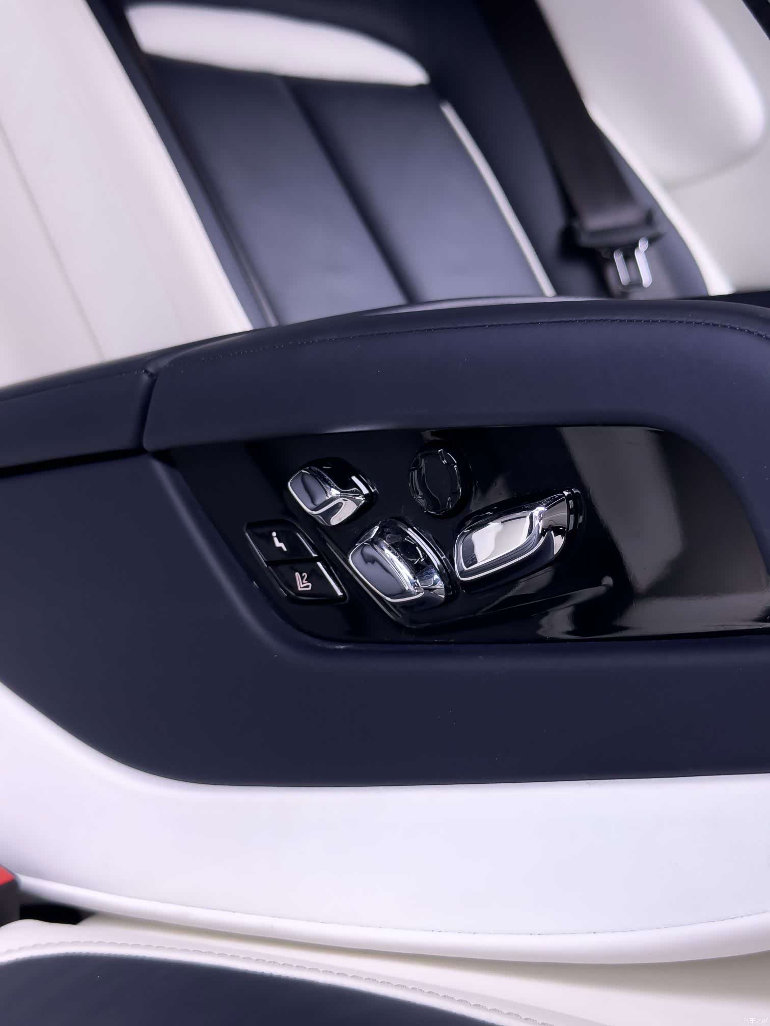 Rolls-Royce Ghost, 2021 33