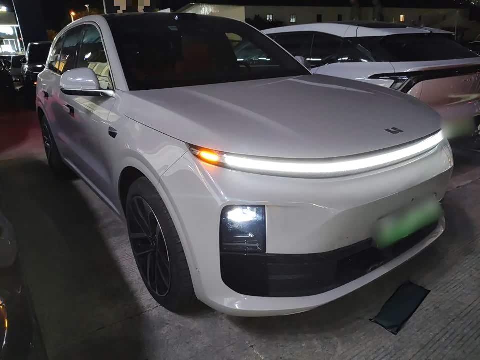 Li Auto Ideal L6
