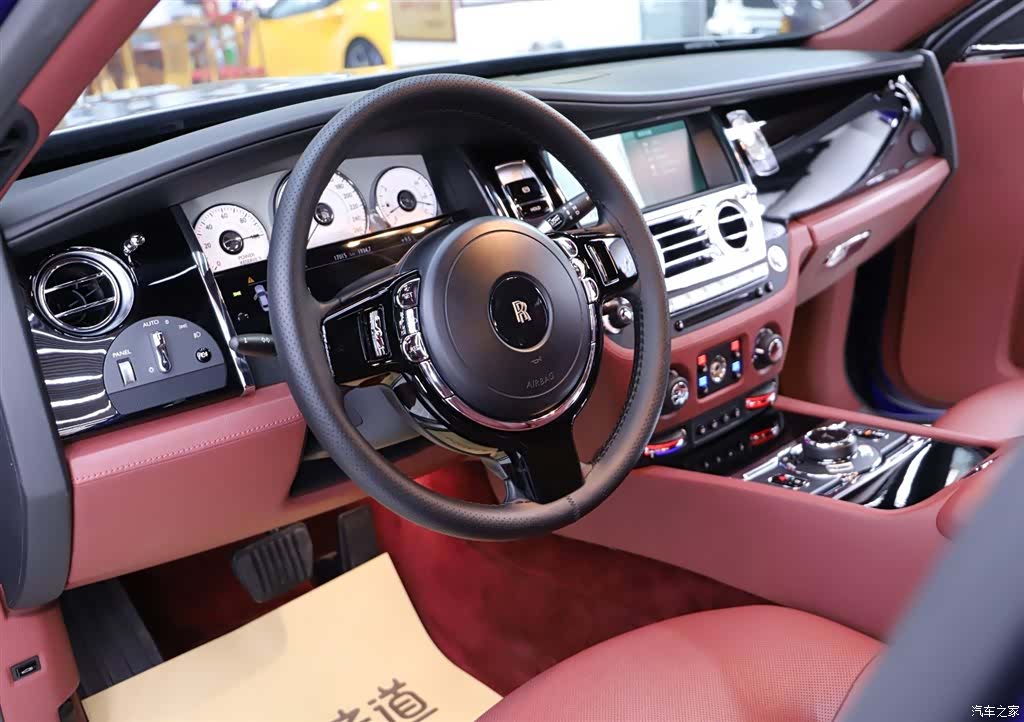 Rolls-Royce Ghost, 2015 18