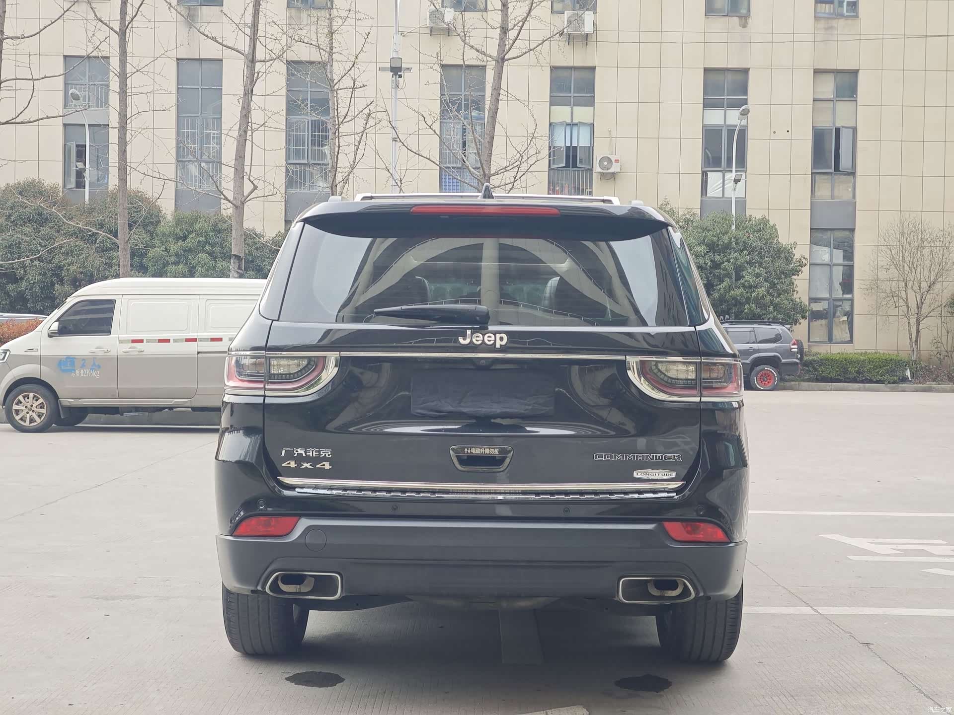 Jeep V, 2019 все фото