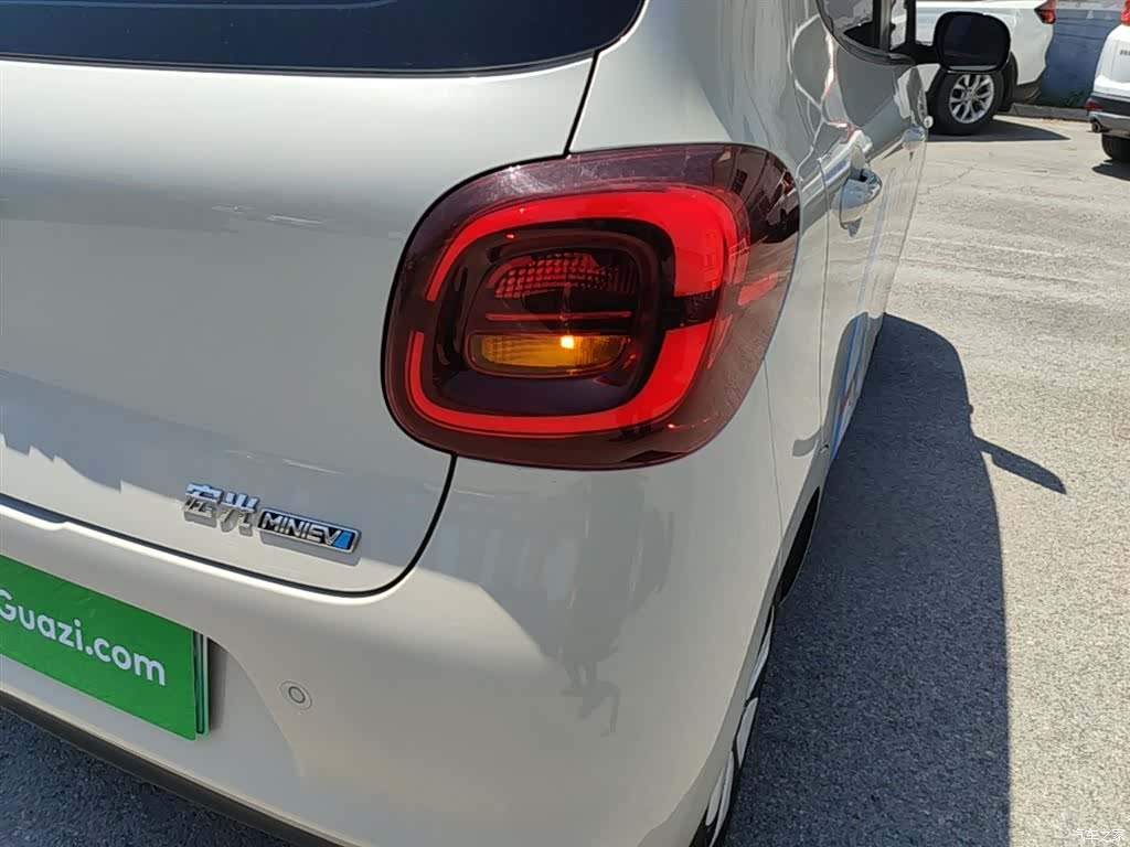 Wuling MINIEV, 2025 8
