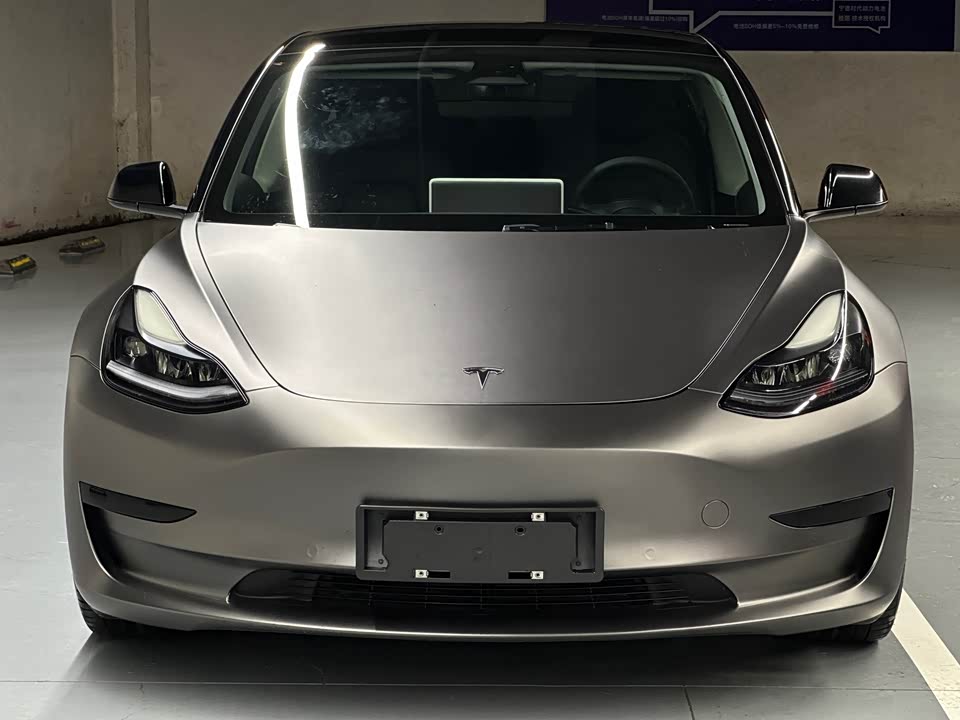 Tesla Model 3 Tesla Model 3