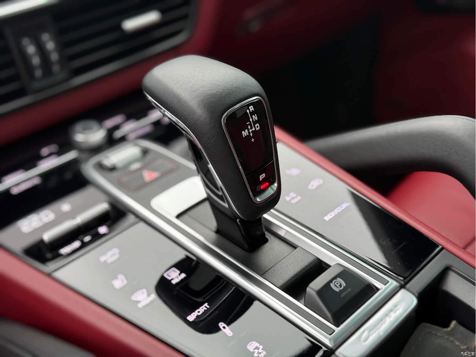 Porsche Cayenne, 2021 12