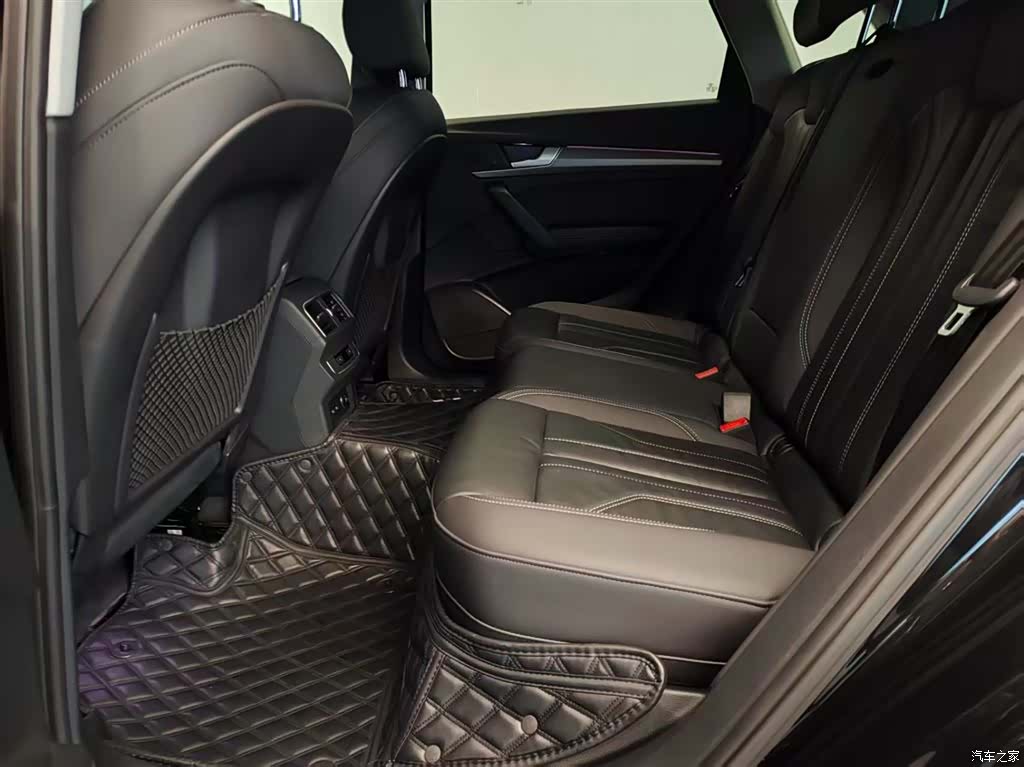 Audi Q5L, 2022 4
