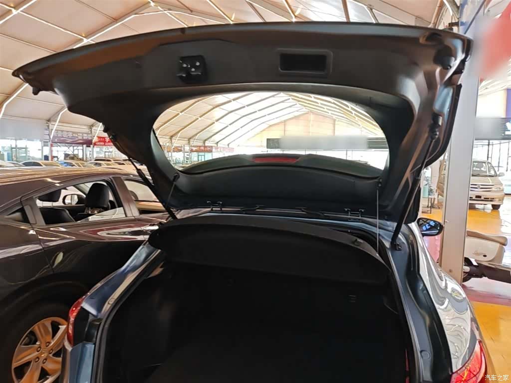 Mazda CX-4, 2018 19