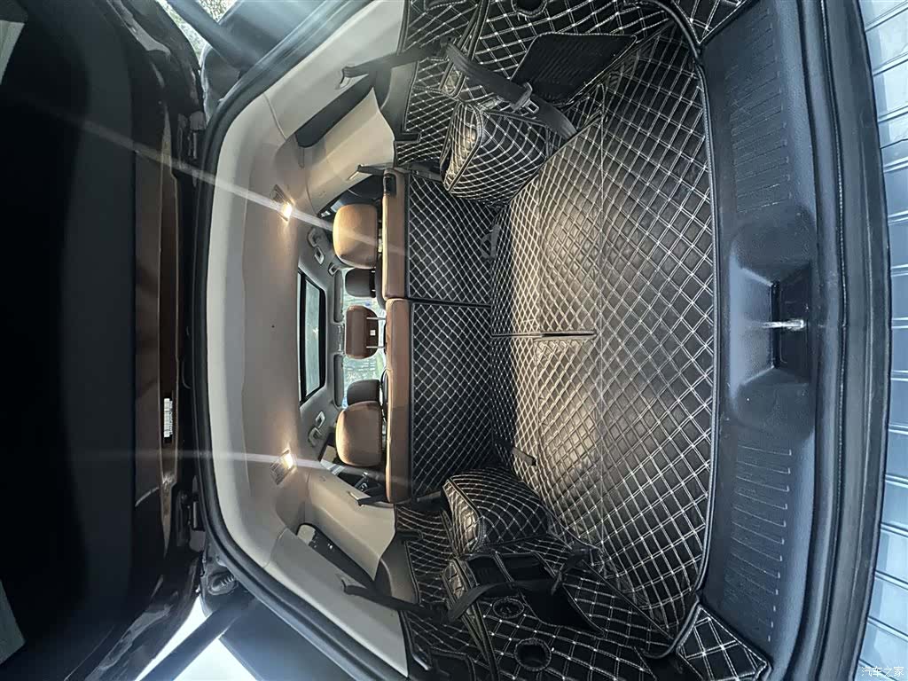 Changan CS95, 2019 13