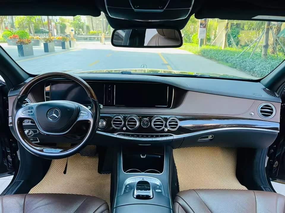 Mercedes-Benz Maybach S-class