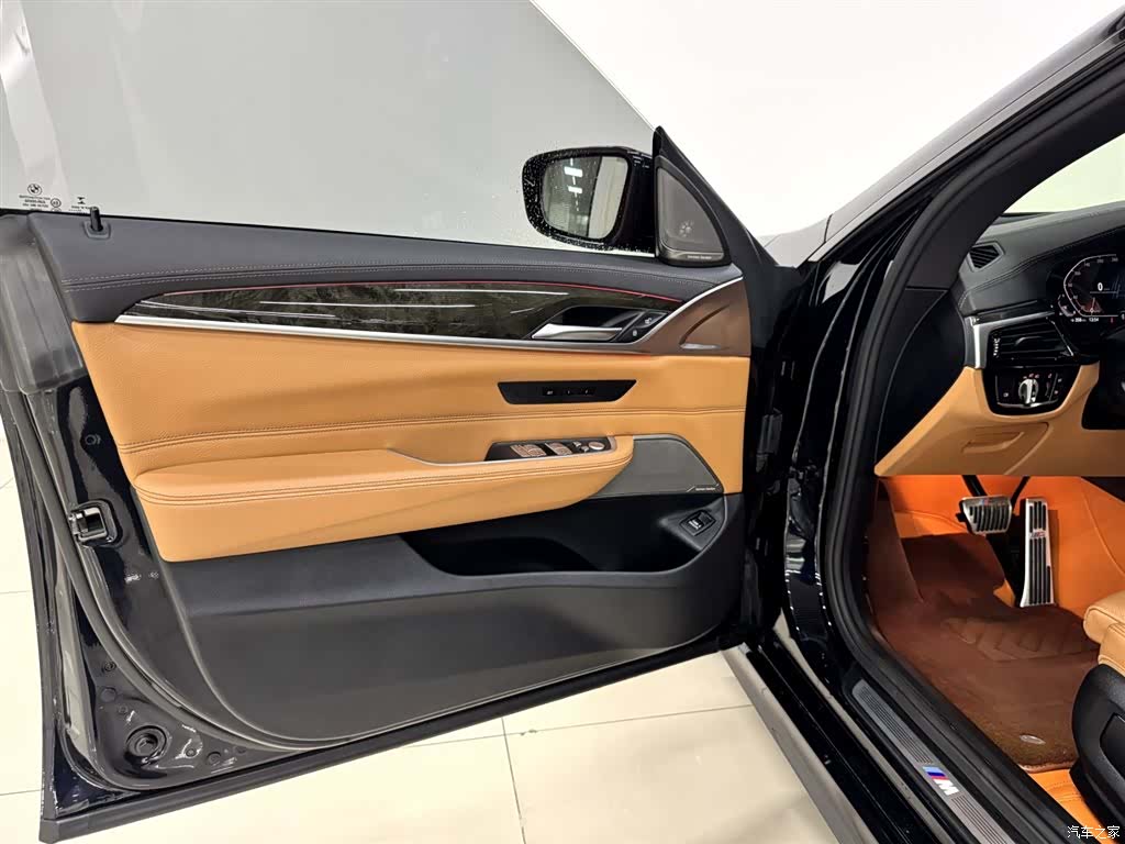 BMW 6 Series GT, 2022 8