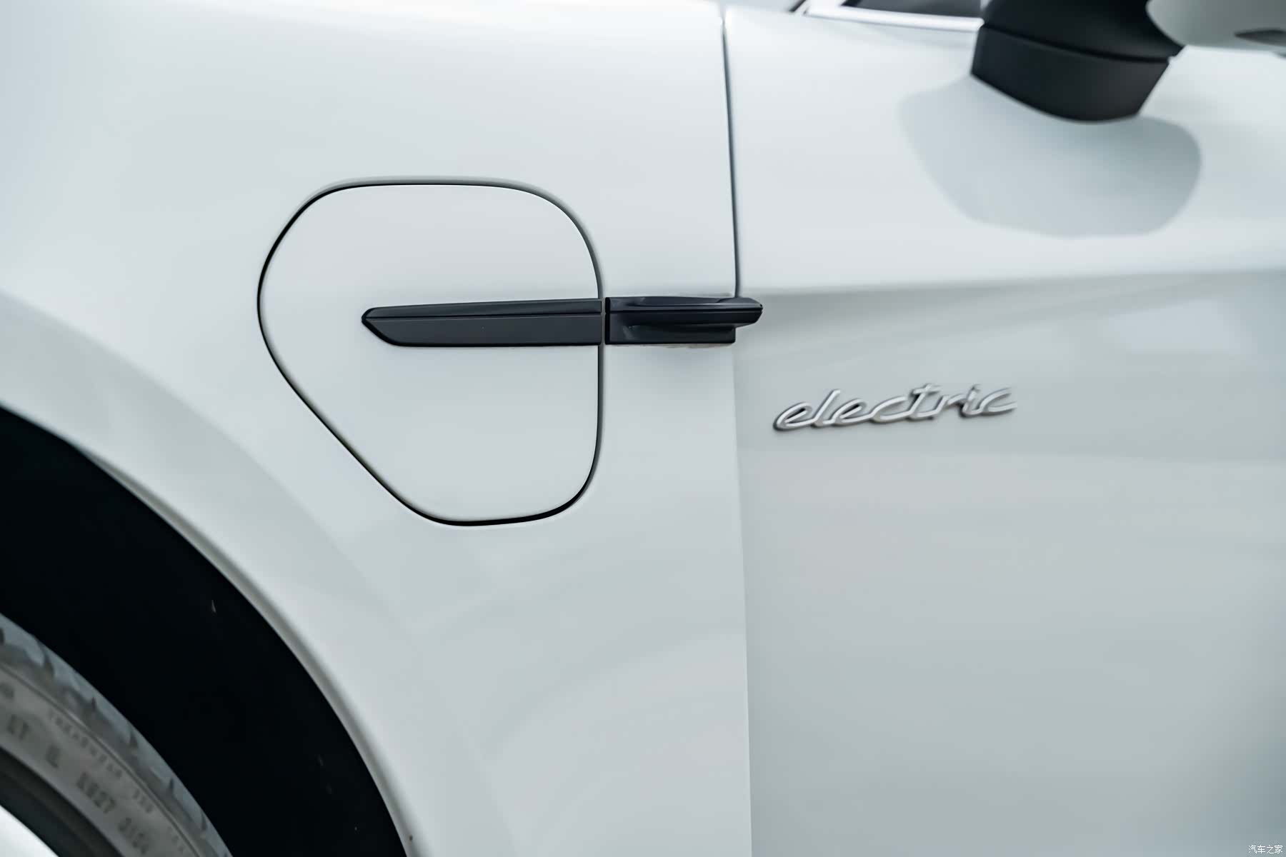 Porsche Taycan, 2020 10