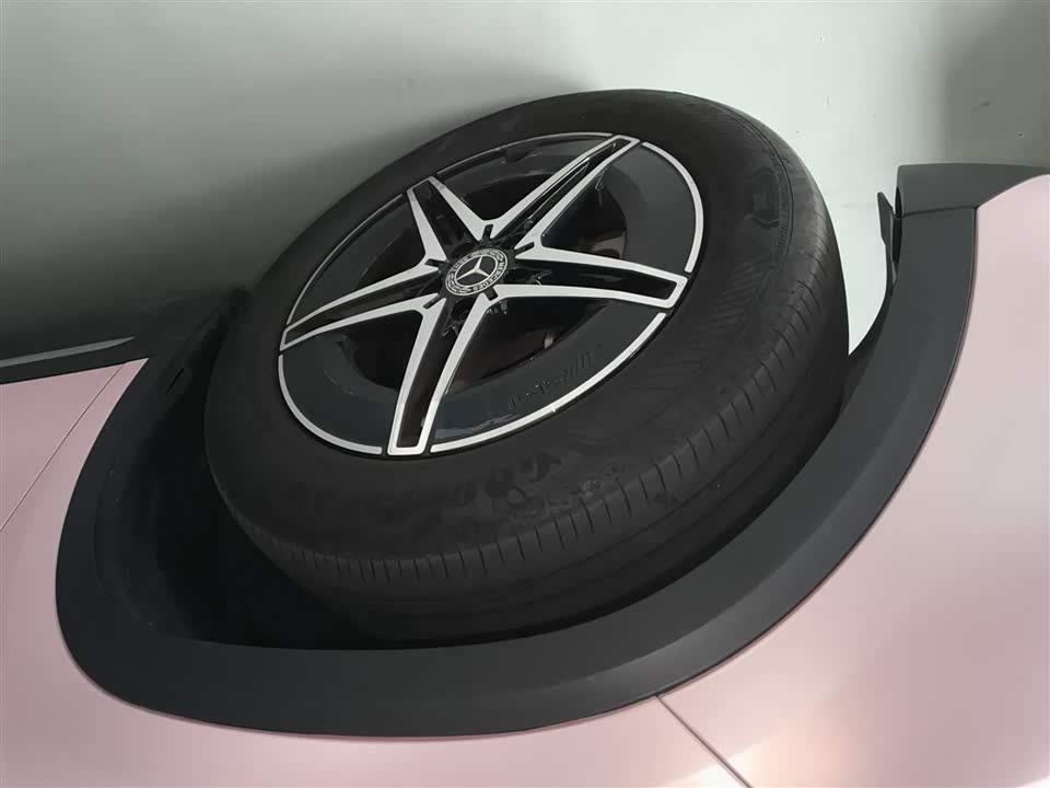 Mercedes-Benz EQA Mercedes-Benz EQA