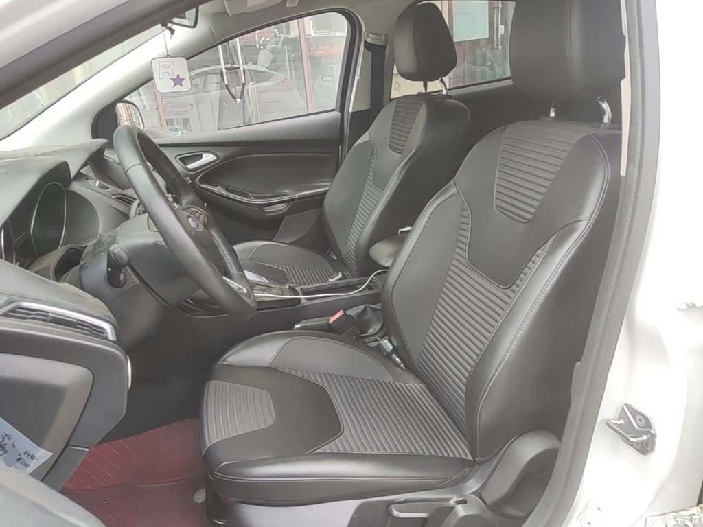Ford Focus, 2018 15