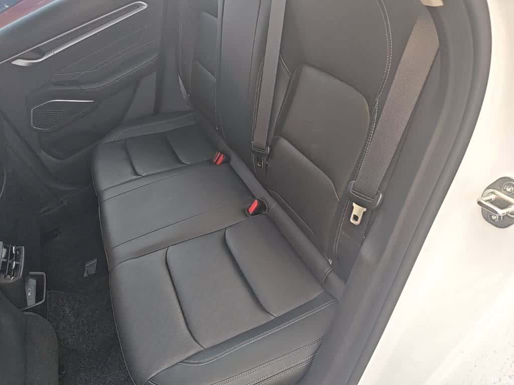 Geely Emgrand, 2024 17