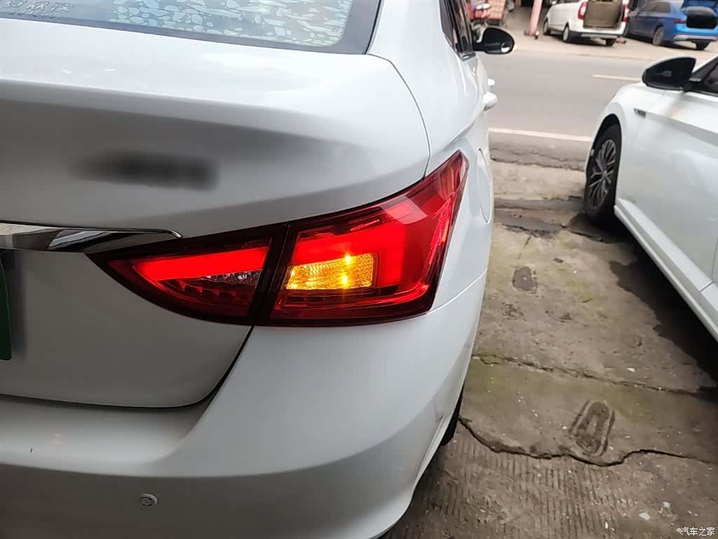Chery 5, 2017 8