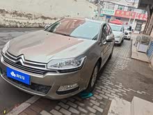 ѩ����C5 2014�� 2.0L �Զ�������