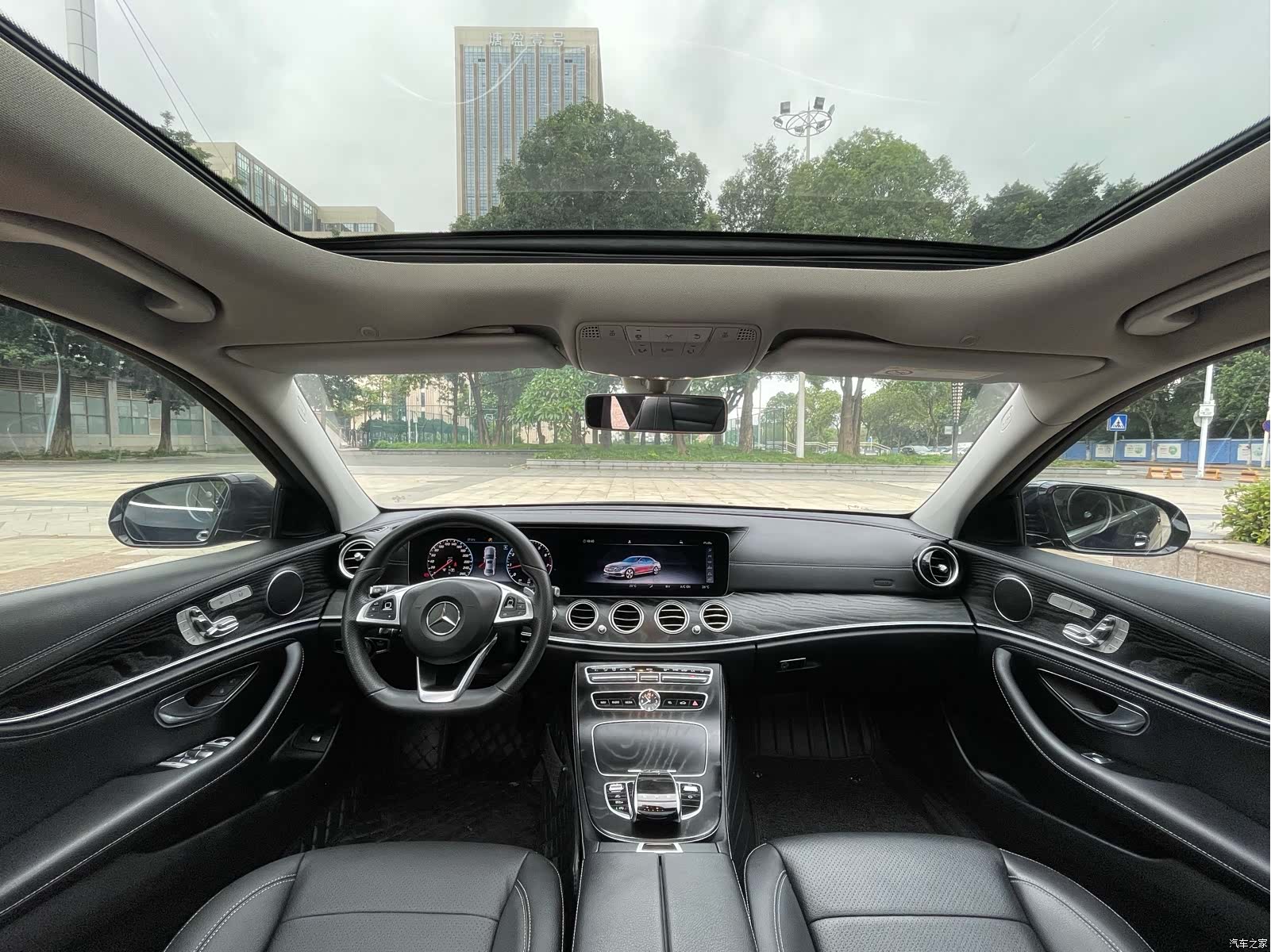 Mercedes-Benz E-Class, 2018 18