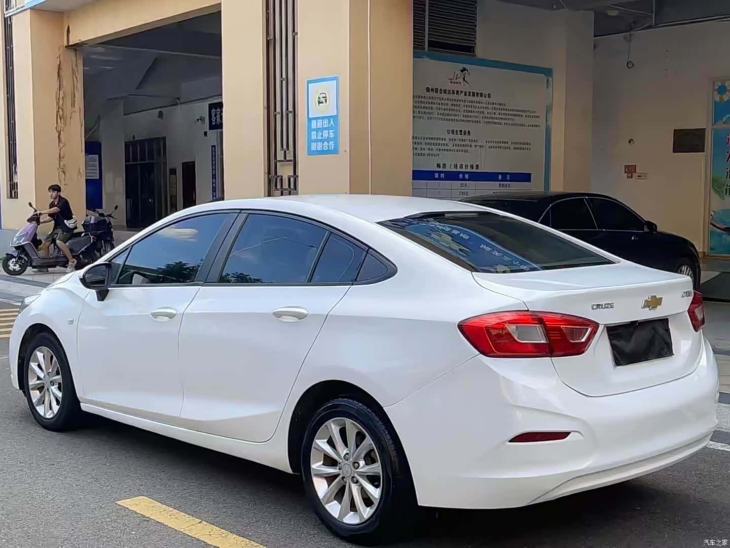 Chevrolet 320, 2017 4