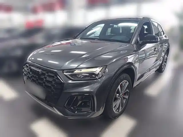 Audi Q5L 2024 — купить из Китая под заказ