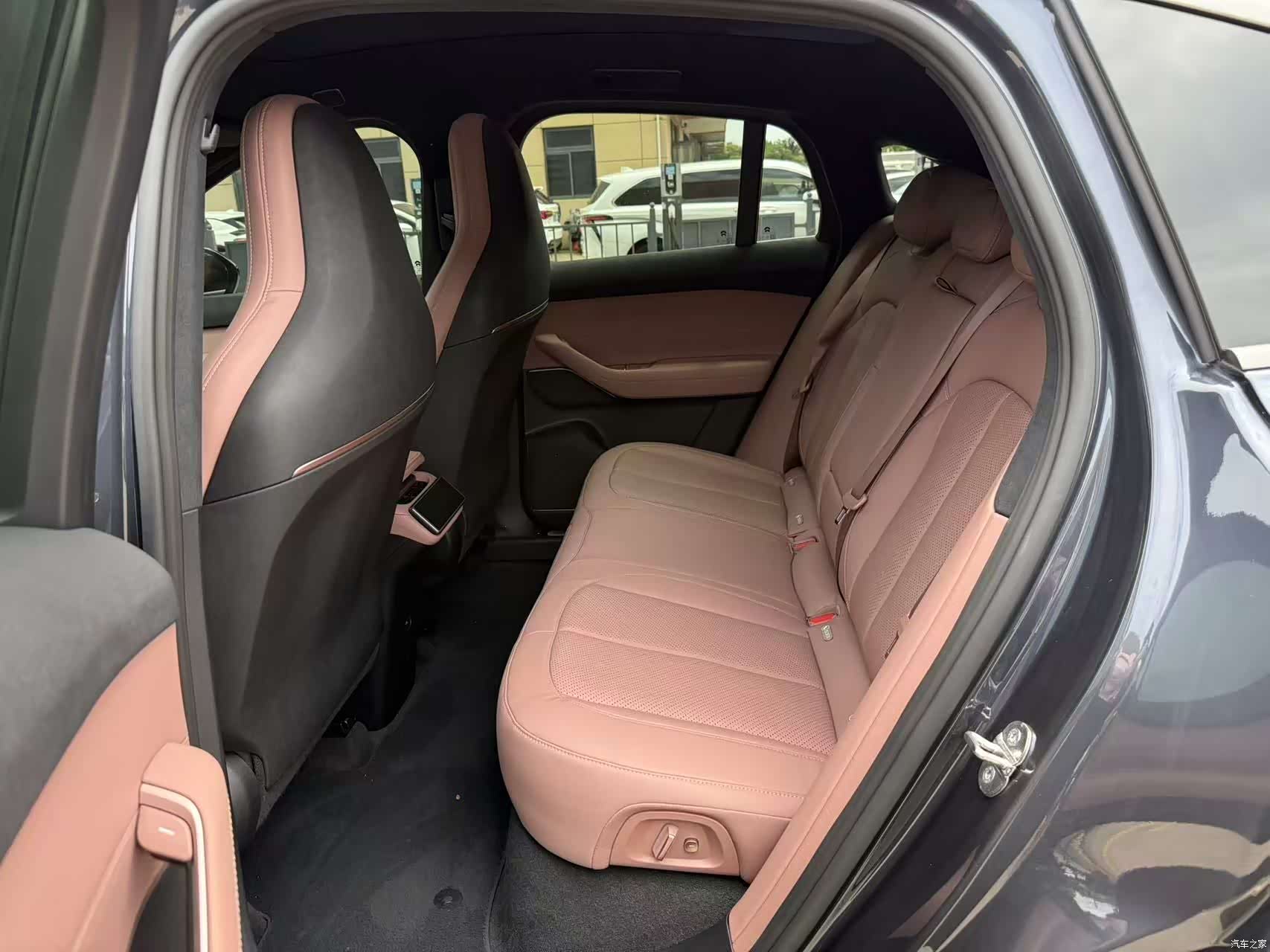 NIO EC6, 2023 7