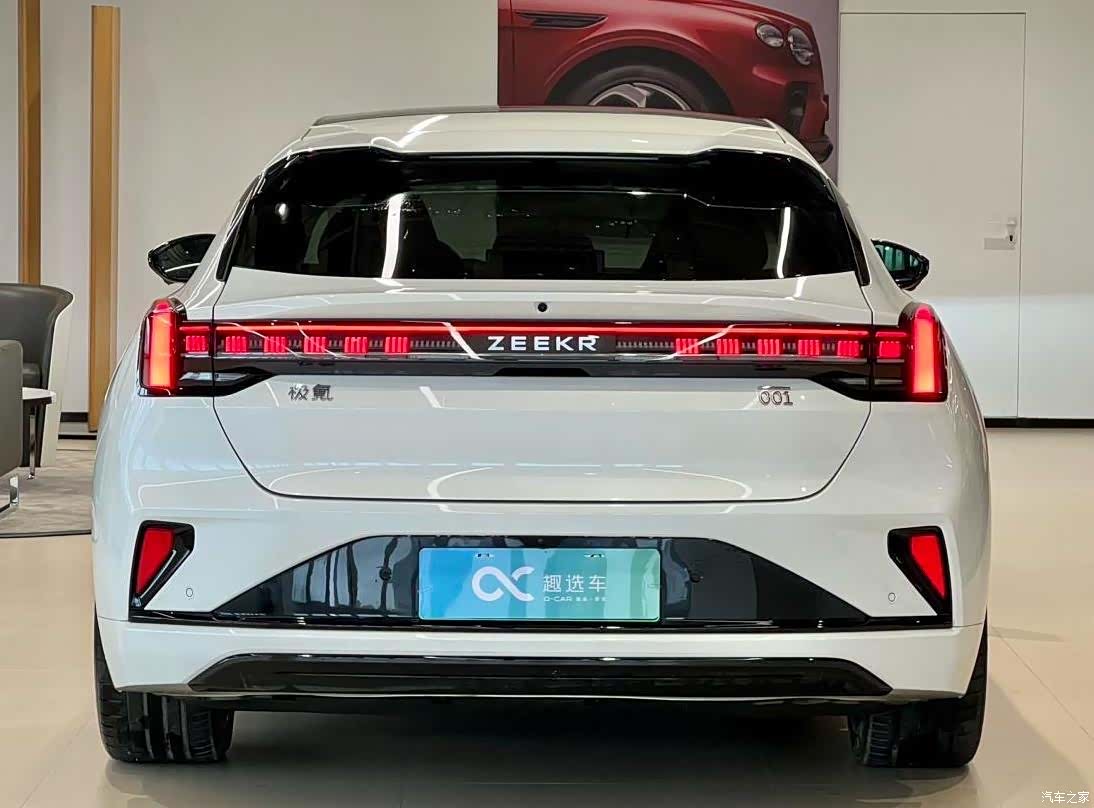 Zeekr 001, 2025 6