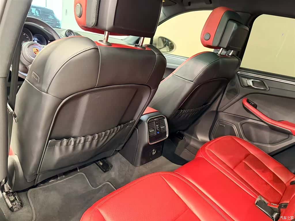 Porsche Macan, 2024 14