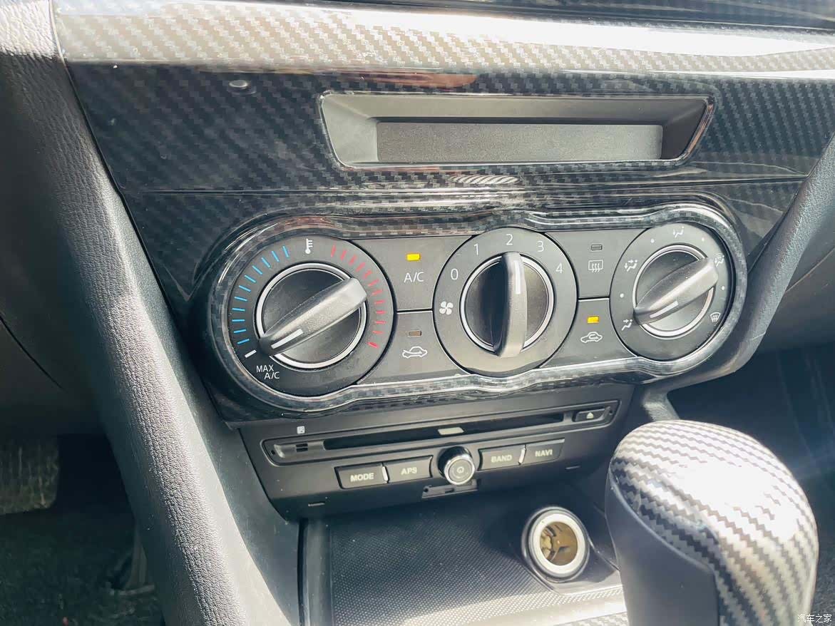 Mazda Mazda3, 2014 18