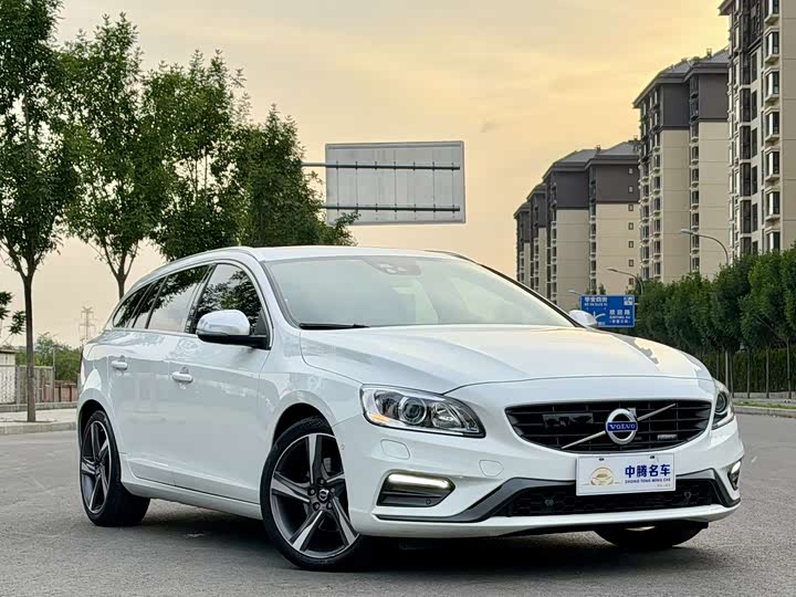 Volvo V60, 2014 года фото 4